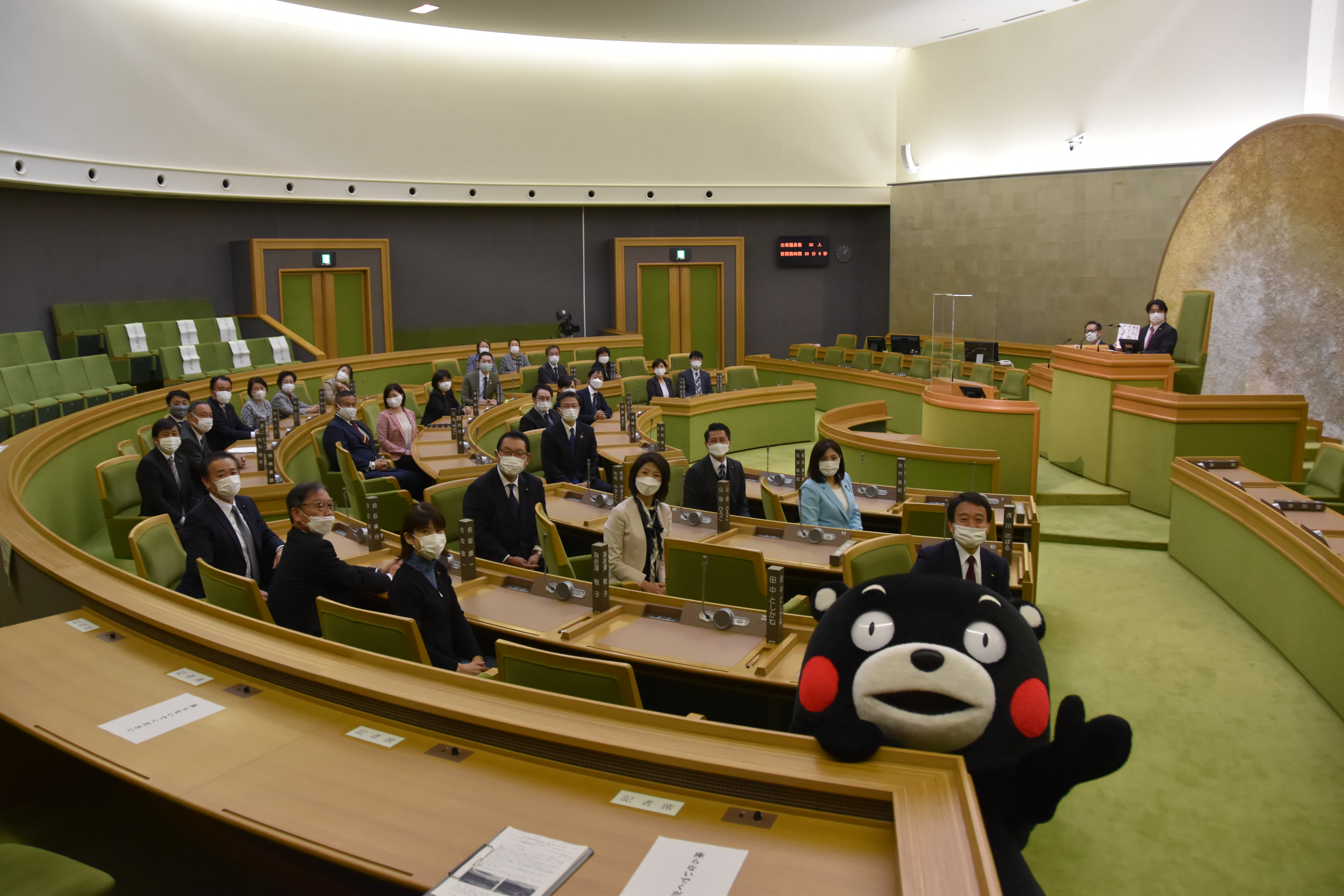 くまもん部長と議員の皆さん