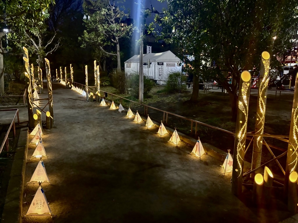 竹あかりの様子