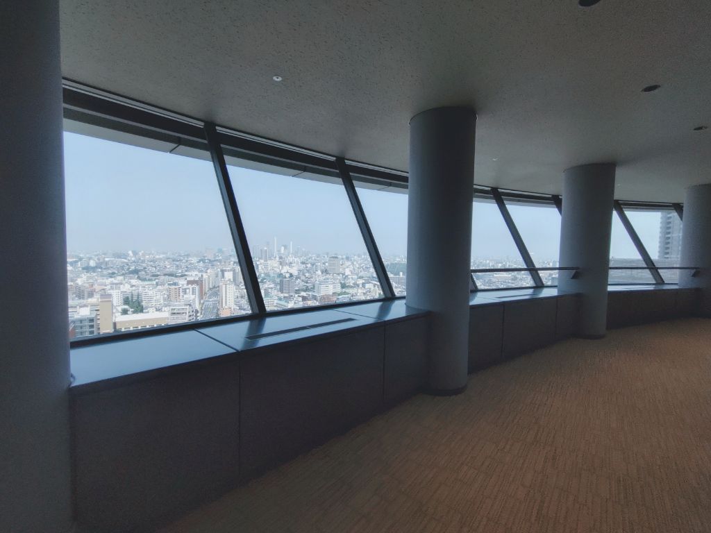 議場ロビー2
