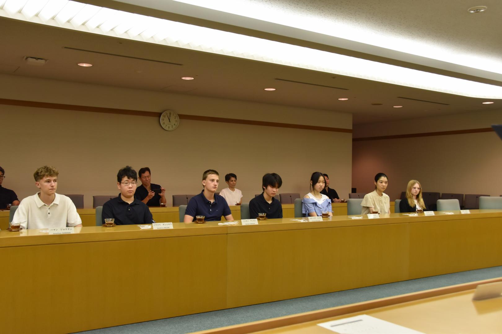 対話する様子