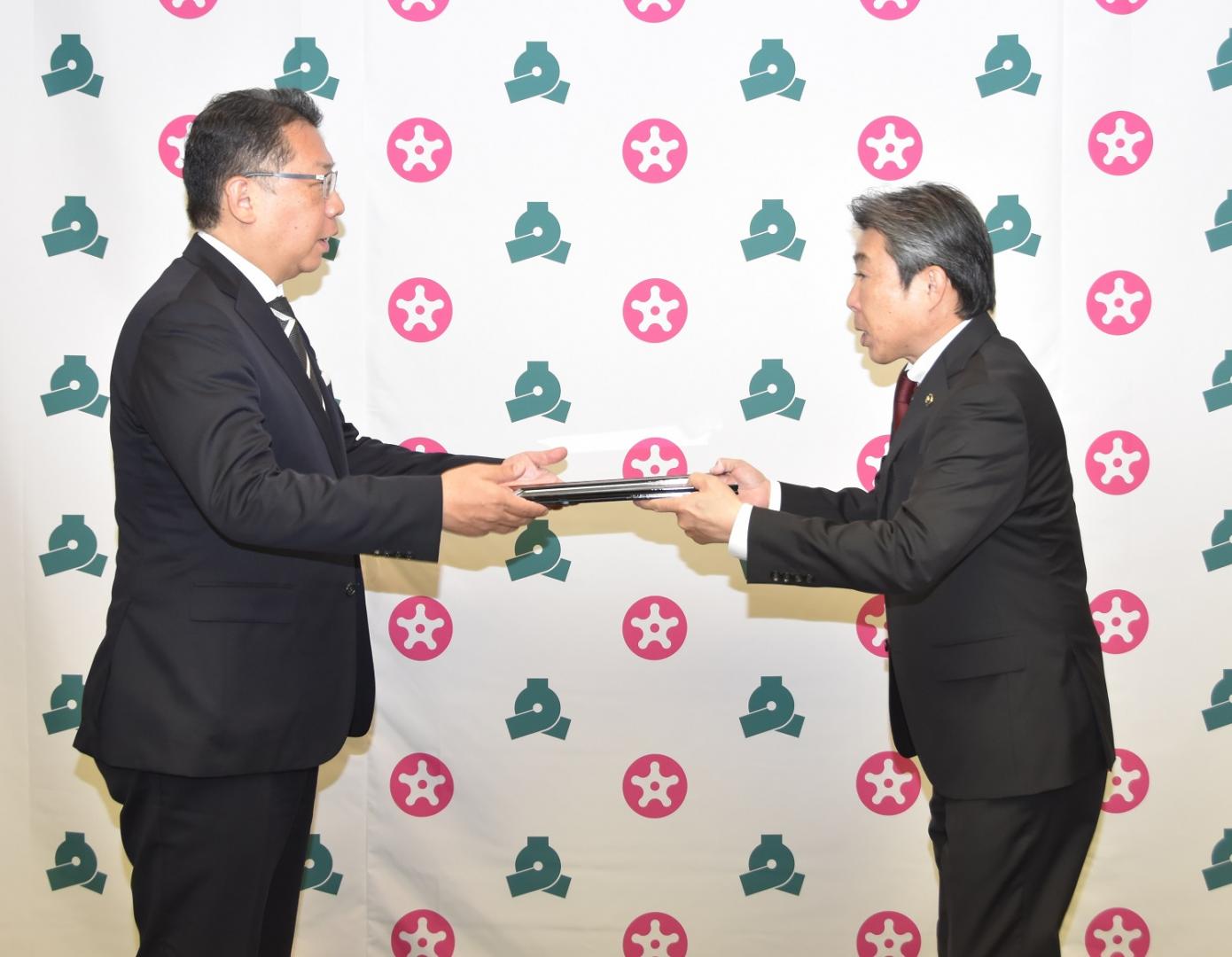 表敬訪問の様子