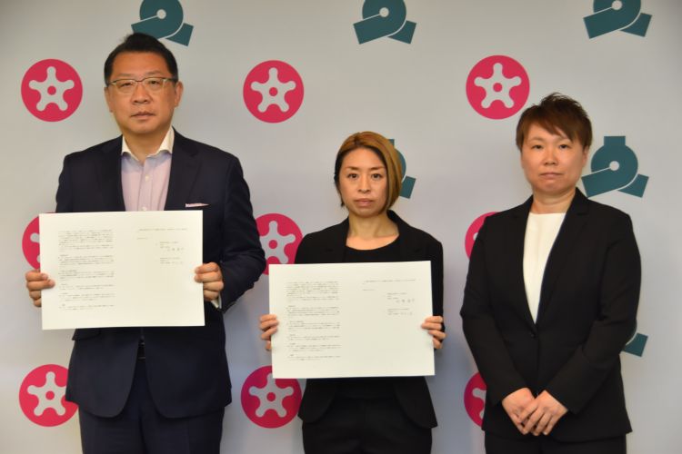 協定締結の様子2
