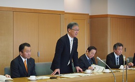 名取顕一文京区議会議長挨拶の写真