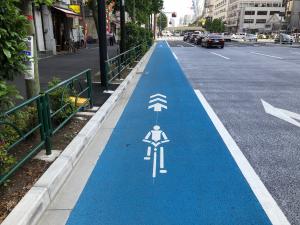 自転車専用通行帯の写真