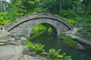 小石川後楽園「円月橋」の写真