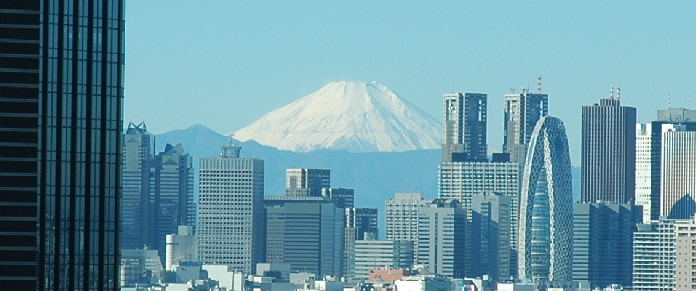 シビックセンター展望ラウンジから富士山を望む景観